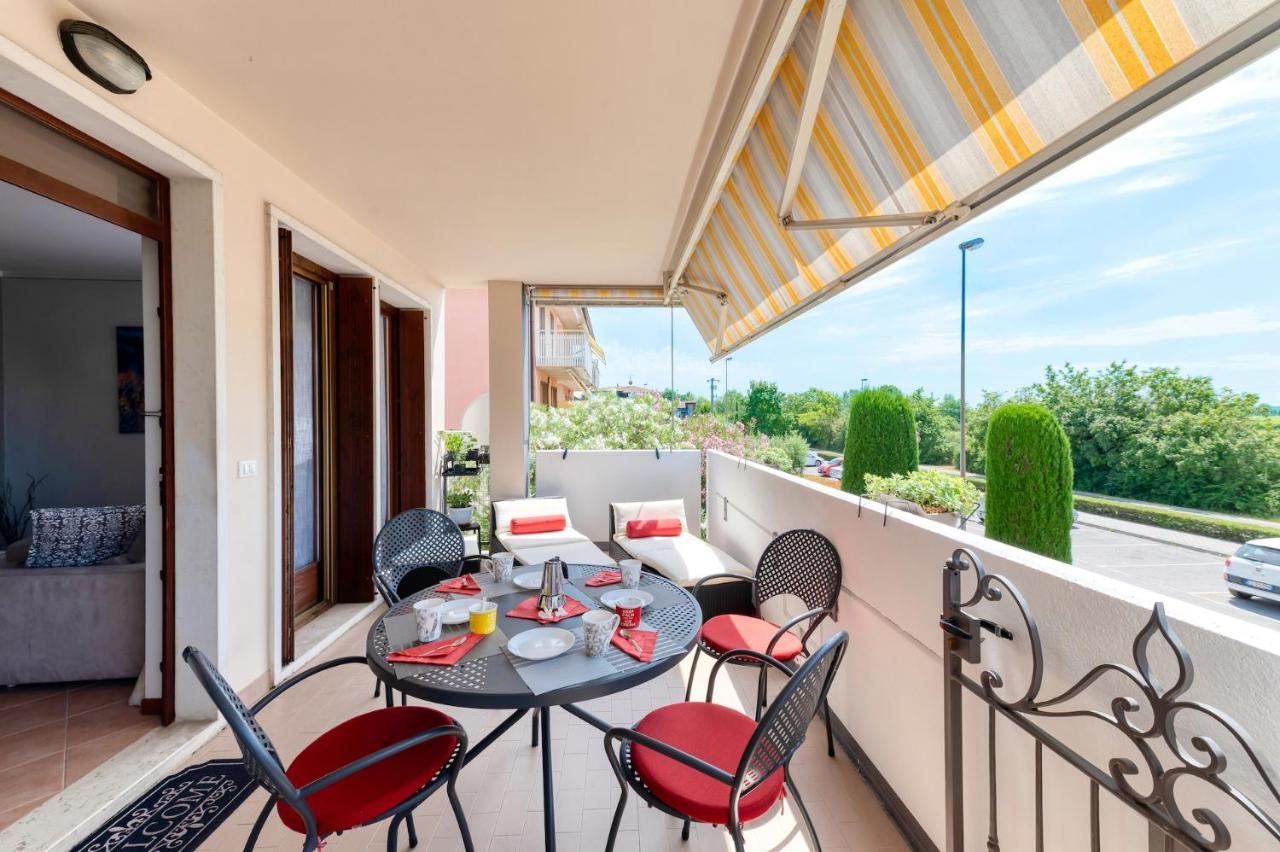 Wolf House - Sirmione Holiday מראה חיצוני תמונה