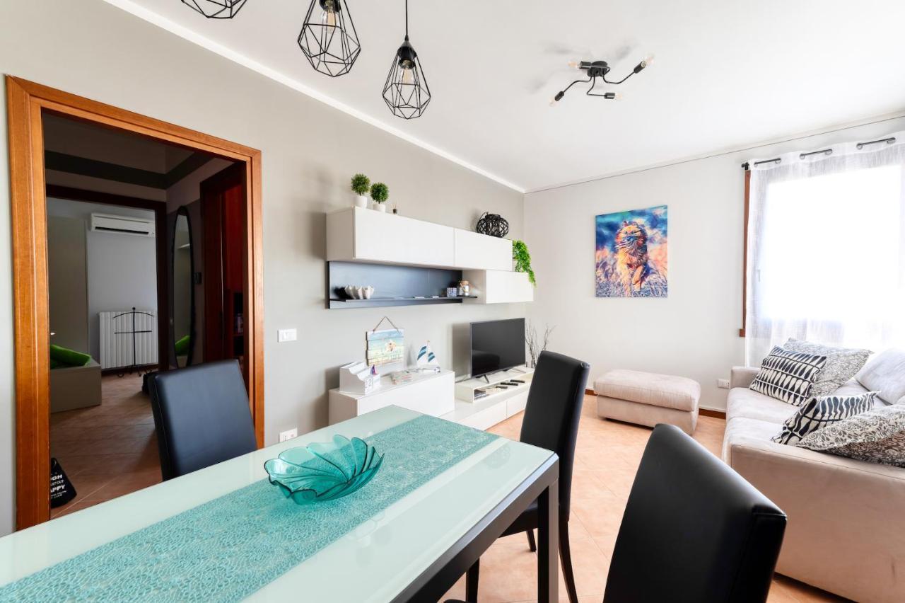 Wolf House - Sirmione Holiday מראה חיצוני תמונה