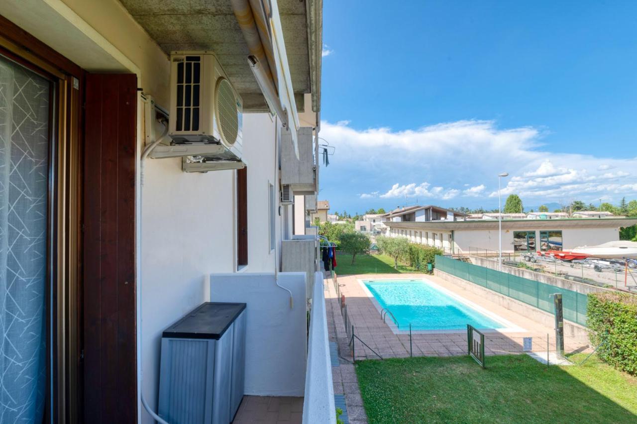 Wolf House - Sirmione Holiday מראה חיצוני תמונה